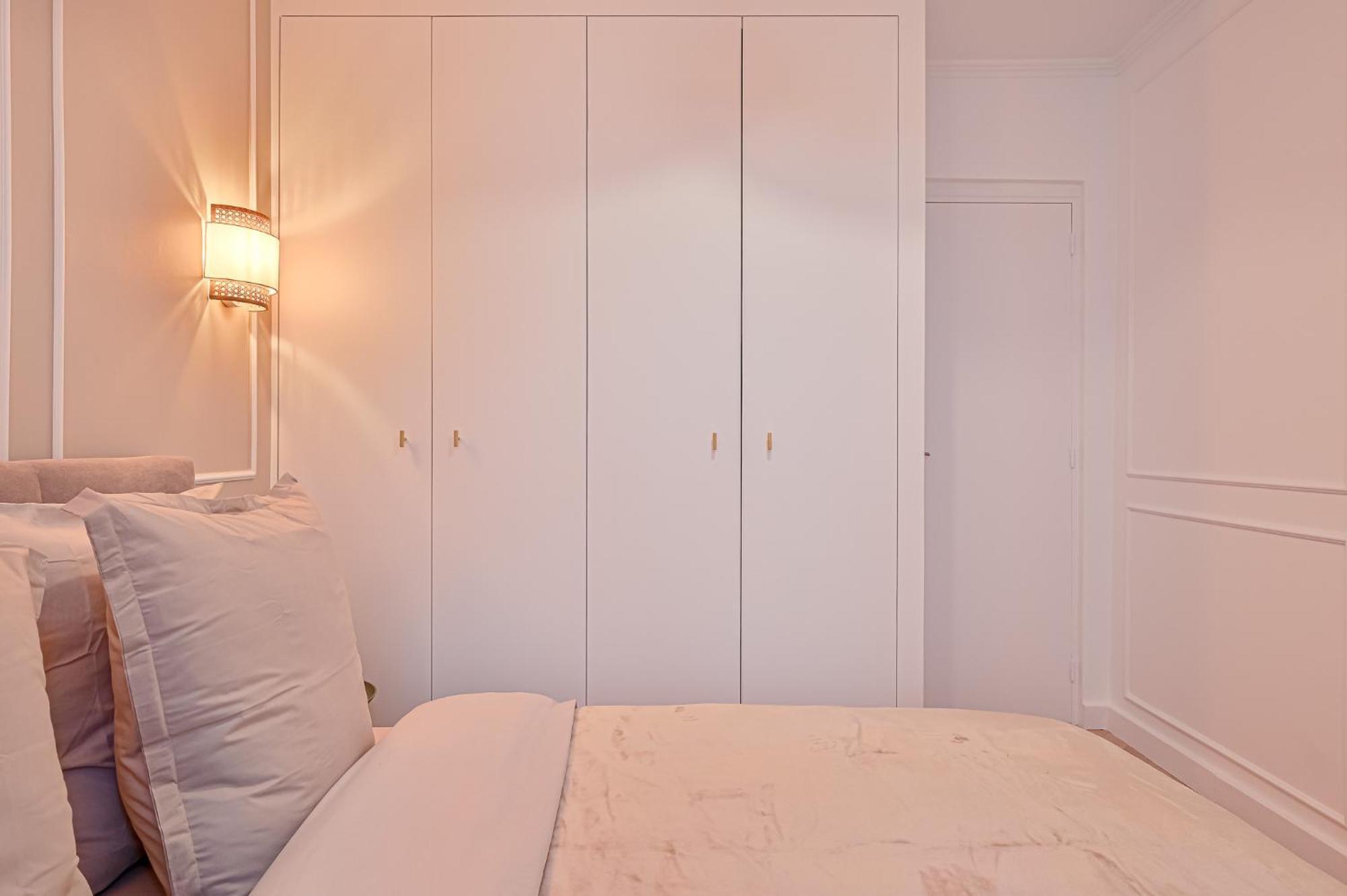 Suite Eiffel- Perfect Location Париж Екстер'єр фото