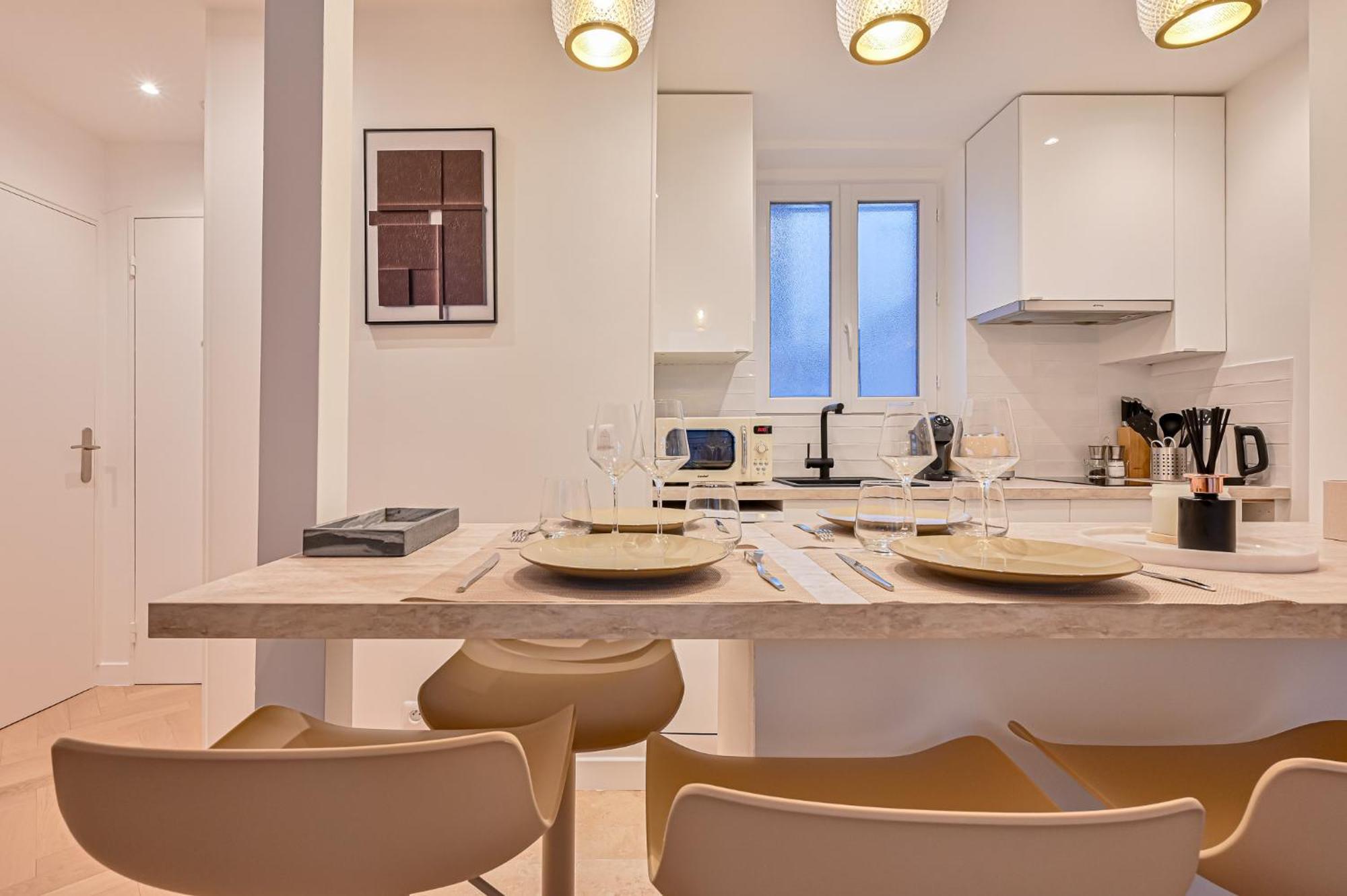 Suite Eiffel- Perfect Location Париж Екстер'єр фото